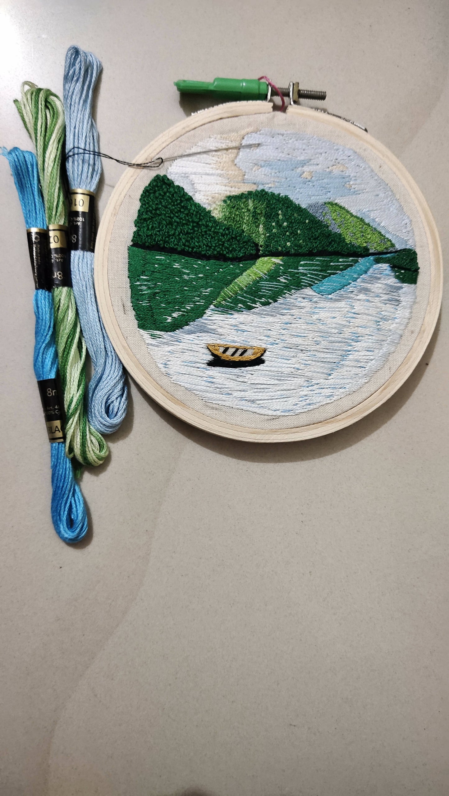 Scenery embroidery hoop portrait | Home Decor | Handicraft | Wall Decor Elsa