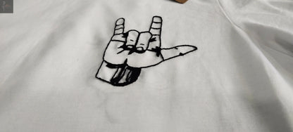 Rock-on hand-embroidery T-shirt | Large size T-shirt | Unisex T-shirt | Casual wear | Multi-seasonal wear | Comfortable Elsa