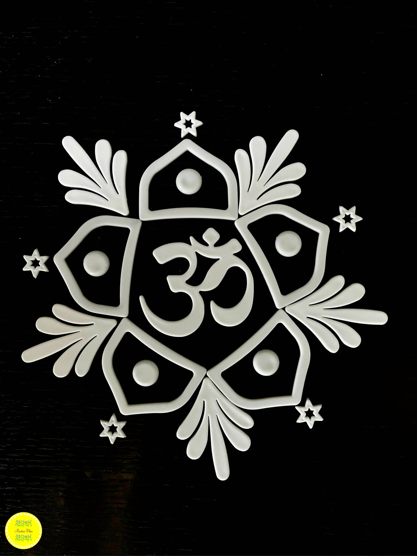 OM LEAF DESIGN Reusable recyclable polymer plastic rangolis - R16